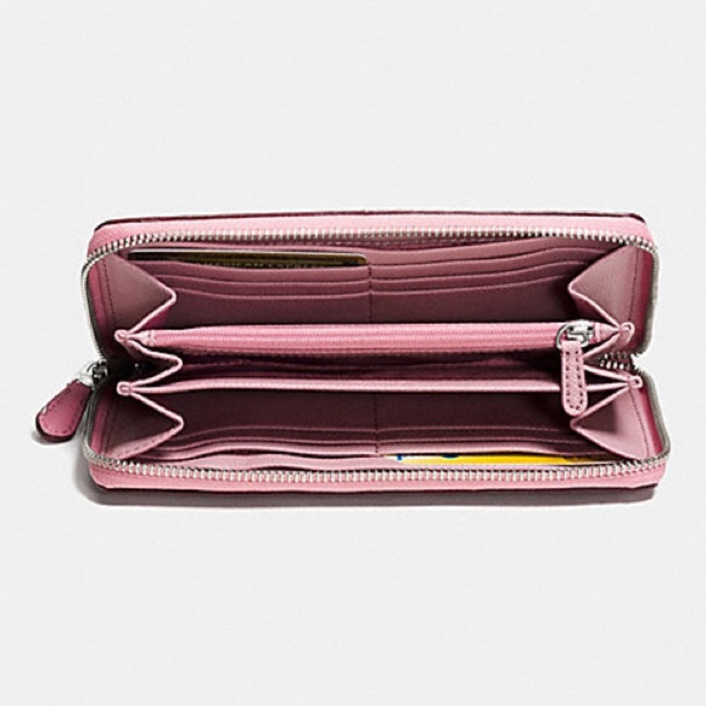 Coach ACCORDION ZIP WALLET IN HEART PRINT COATED CANVAS (COACH F53885) - Picture 4 of 6
